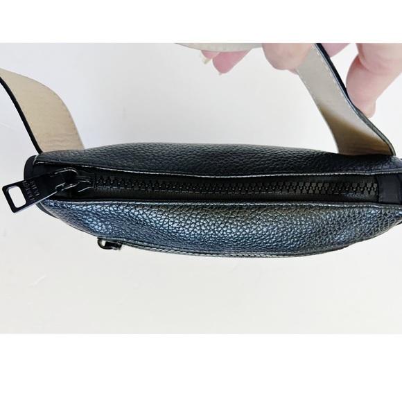 Steve Madden Small Black Funny Bag - Picture 5 of 11